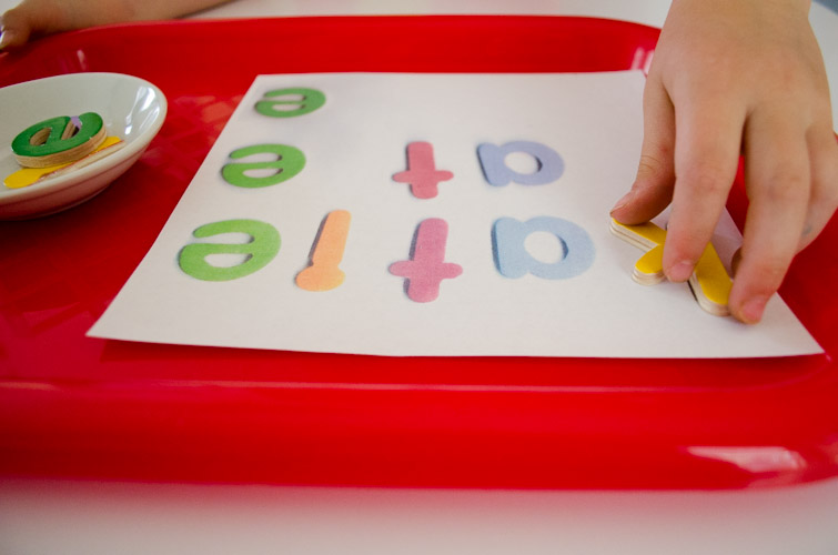 DIY Name Recognition Puzzle by Preschool Inspirations-7