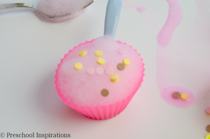 Soap Foam Cupcake Station by Preschool Inspirations