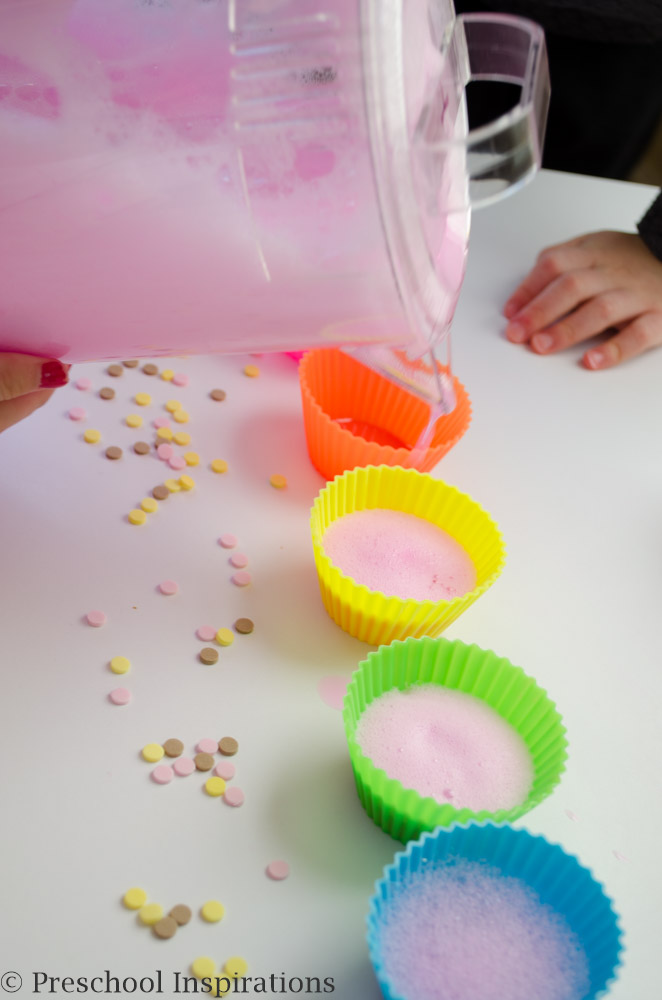 Soap Foam Cupcake Station by Preschool Inspirations