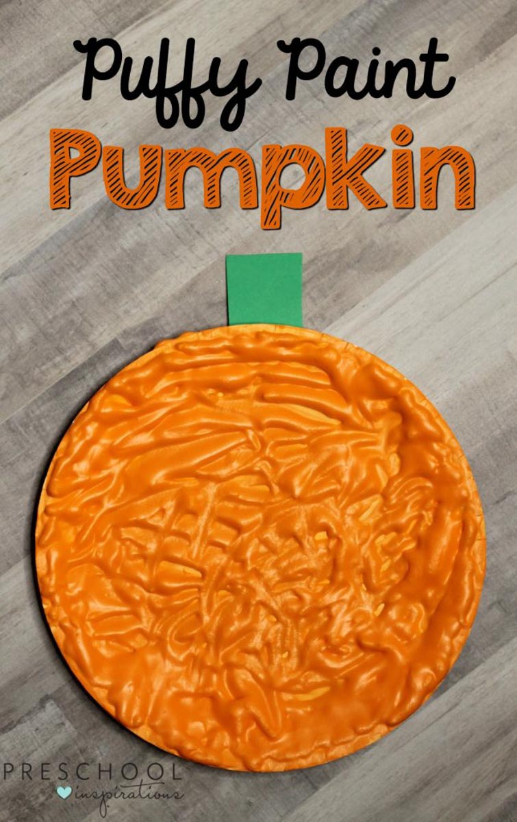 Make this preschool fall art activity with puffy paint! These puffy paint pumpkins use paper plates and are perfect for the fall. #preschool #prek #kindergarten #preschoolideas #preschoolactivities #handsonactivities #fallactivitiesforkids #pumpkinactivities